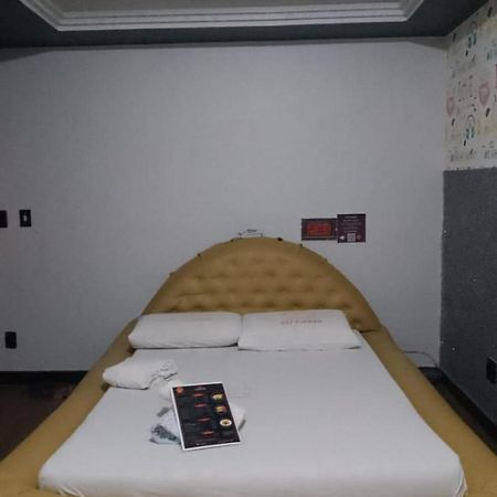 Hotel L Motel 1001 Noites - Setor O Brasilia Bagian luar foto