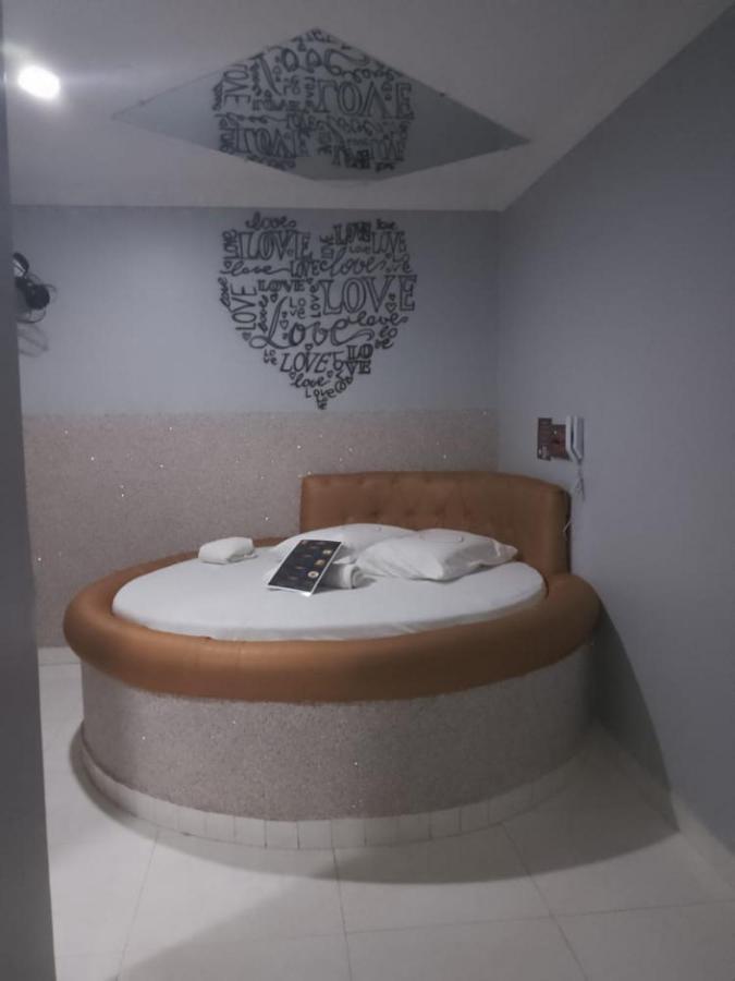 Hotel L Motel 1001 Noites - Setor O Brasilia Bagian luar foto